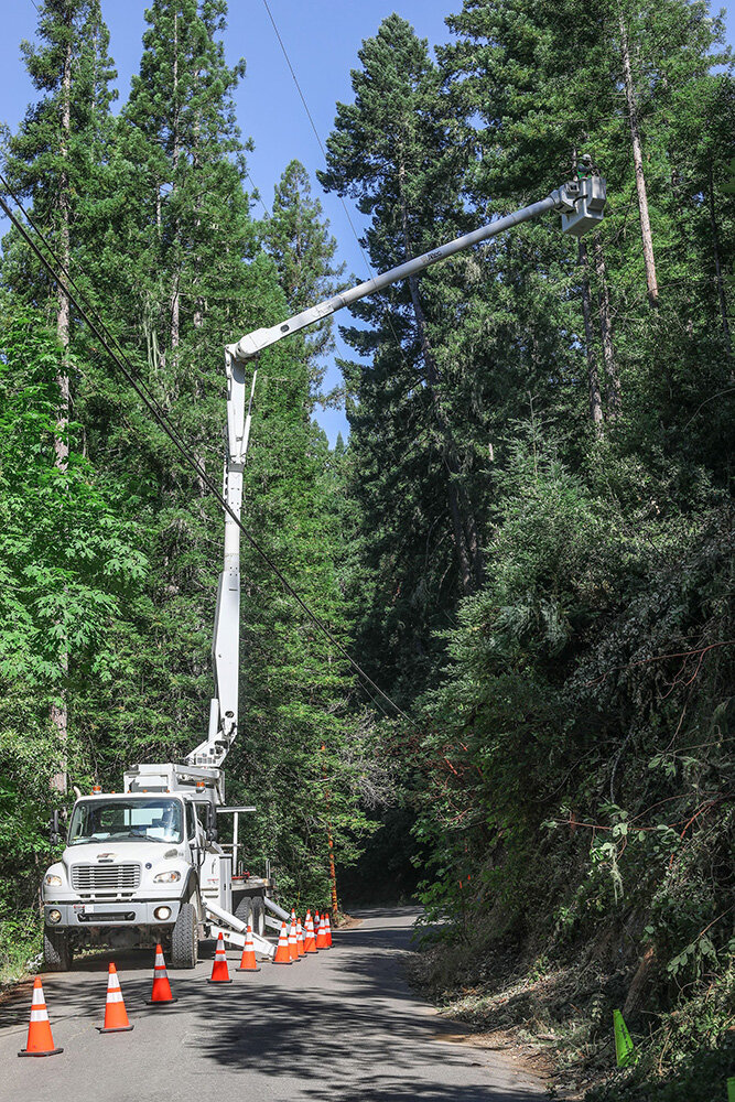Traffic Control for Utility Line Clearance